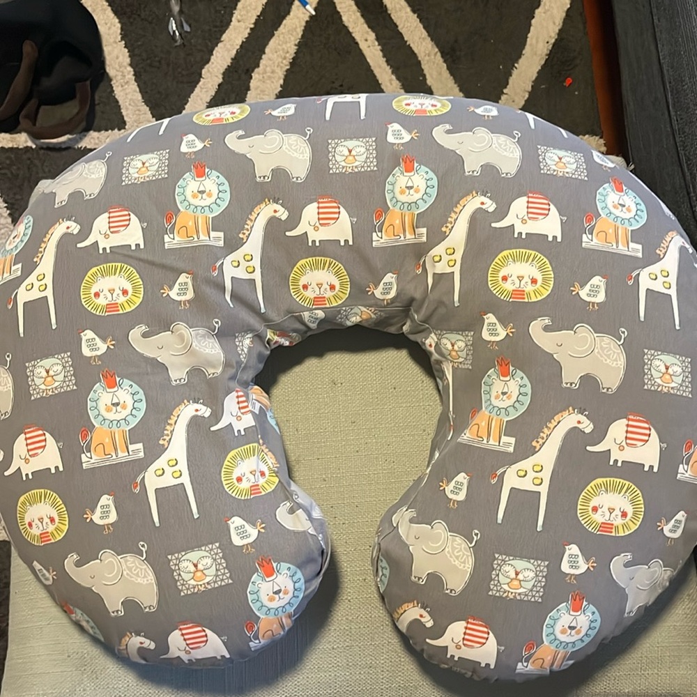 Boppy pillow